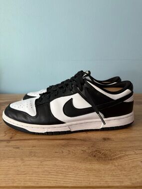 Nike Dunks Panda - Black and White Low-Top Dunk Sneakers